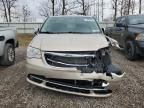 2014 Chrysler Town & Country Touring L