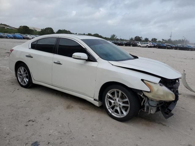 2010 Nissan Maxima S