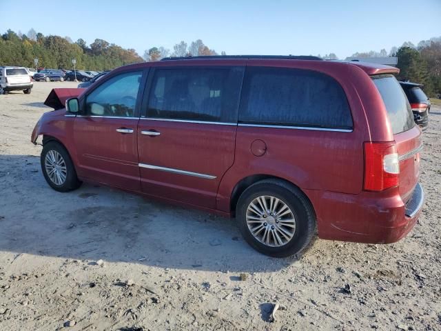 2014 Chrysler Town & Country Touring L