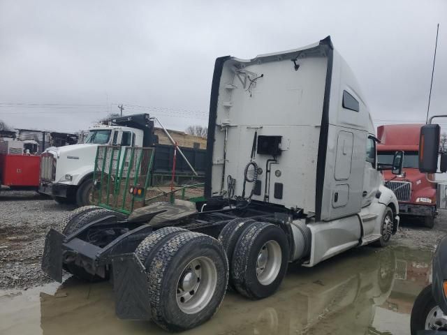 2019 Kenworth Construction T680