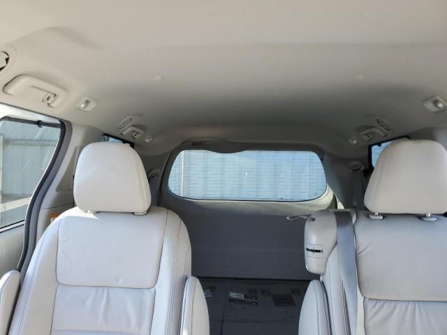 2018 Toyota Sienna XLE