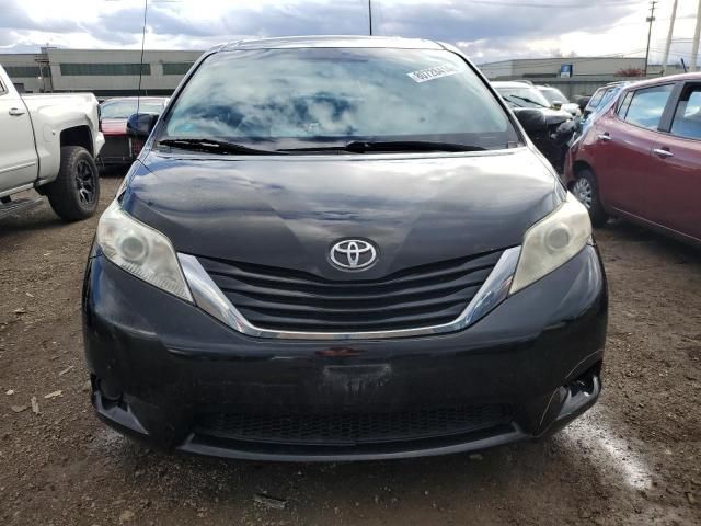 2012 Toyota Sienna LE