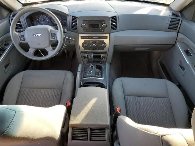 2006 Jeep Grand Cherokee Laredo