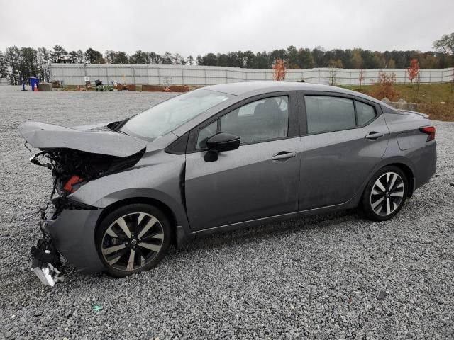 2022 Nissan Versa SR