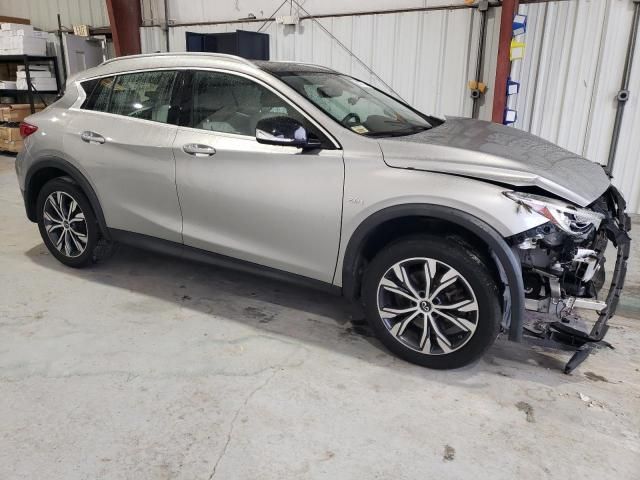 2017 Infiniti QX30 Base