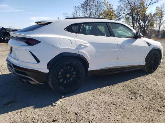 2021 Lamborghini Urus