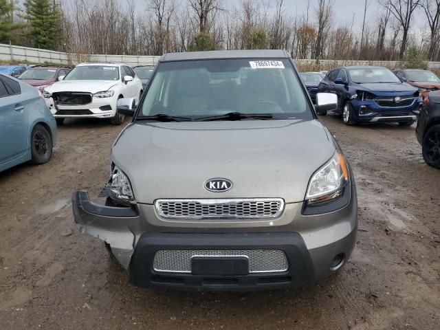 2011 KIA Soul +