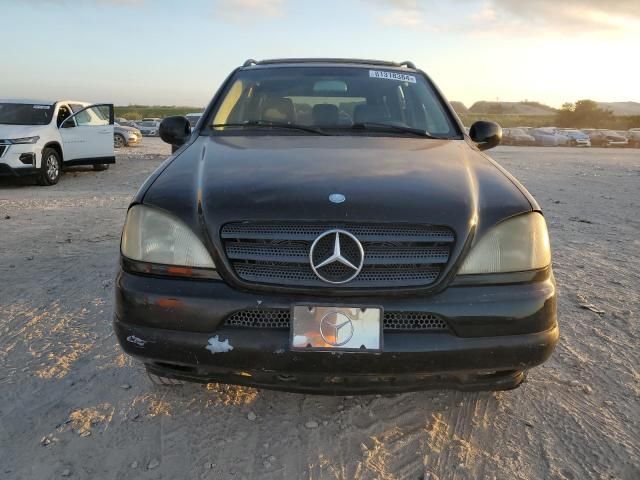 2000 Mercedes-Benz ML 320