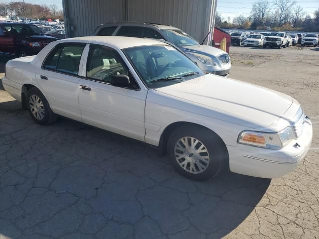 2003 Ford Crown Victoria LX