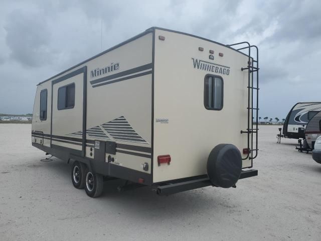 2020 Winnebago Minnie