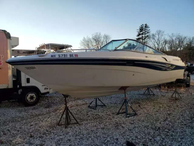 2000 Four Winds Boat