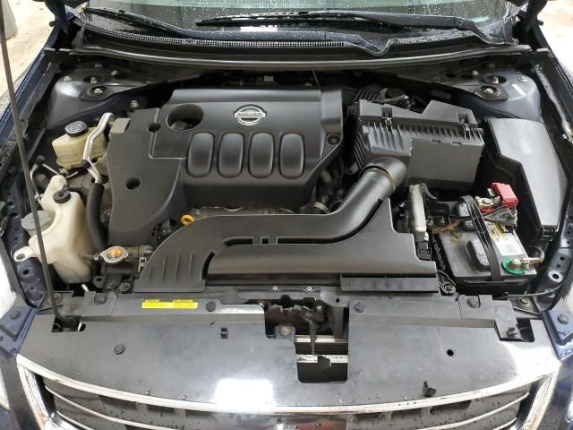 2010 Nissan Altima Base