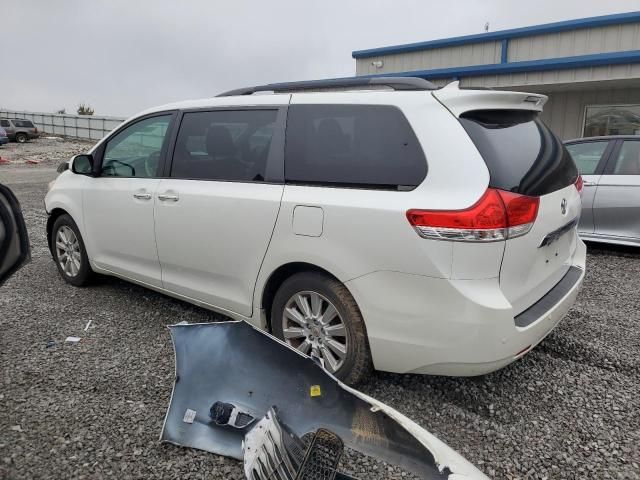 2012 Toyota Sienna XLE