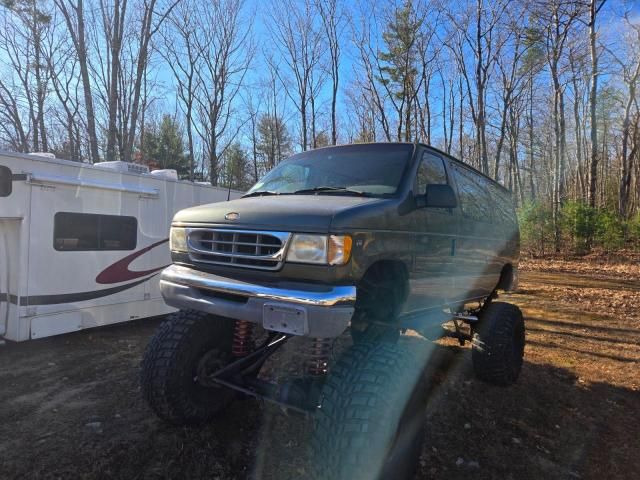 2002 Ford Econoline E350 Super Duty Wagon