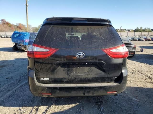 2015 Toyota Sienna LE