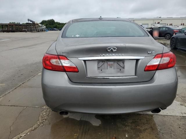 2012 Infiniti M37