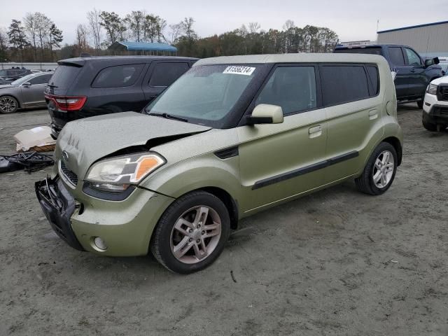 2010 KIA Soul +