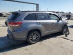 2017 Toyota Highlander SE