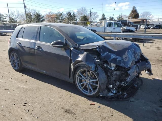 2017 Volkswagen Golf R