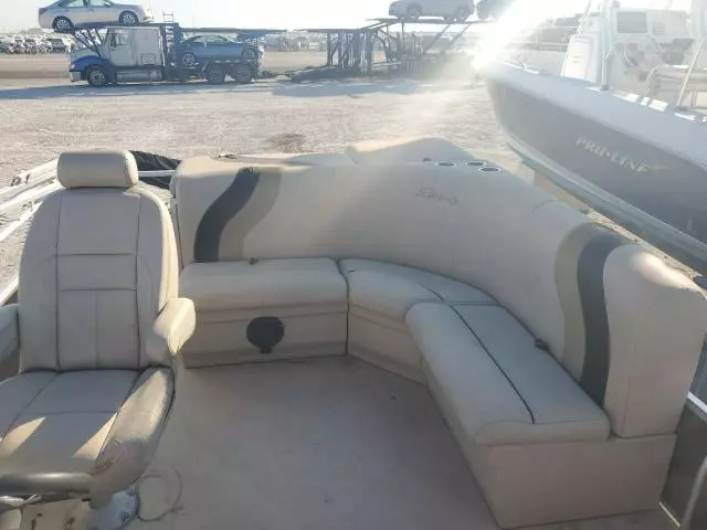 2016 Bentley Pontoon