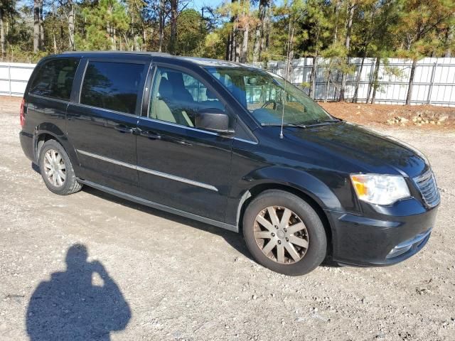 2013 Chrysler Town & Country Touring