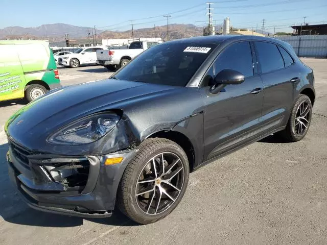 2023 Porsche Macan Base