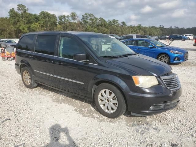 2013 Chrysler Town & Country Touring