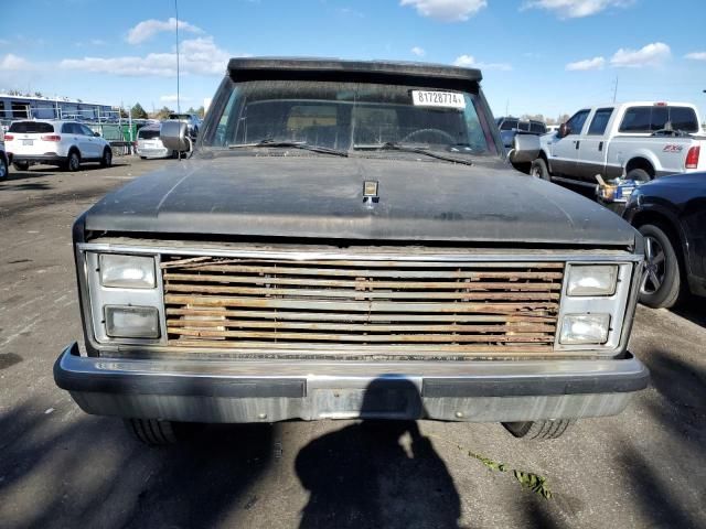 1988 Chevrolet Suburban R20