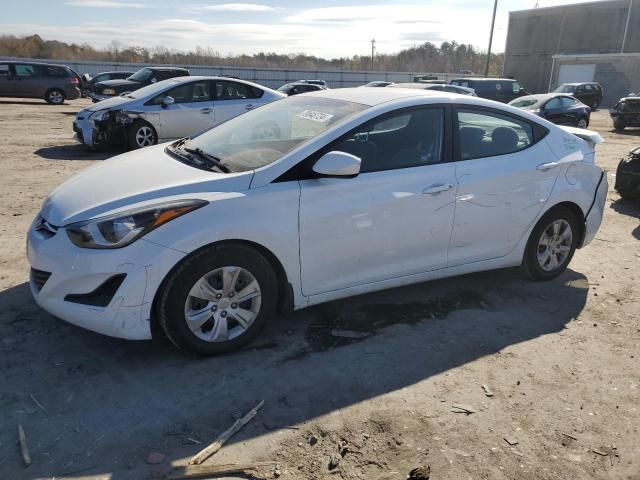 2016 Hyundai Elantra SE