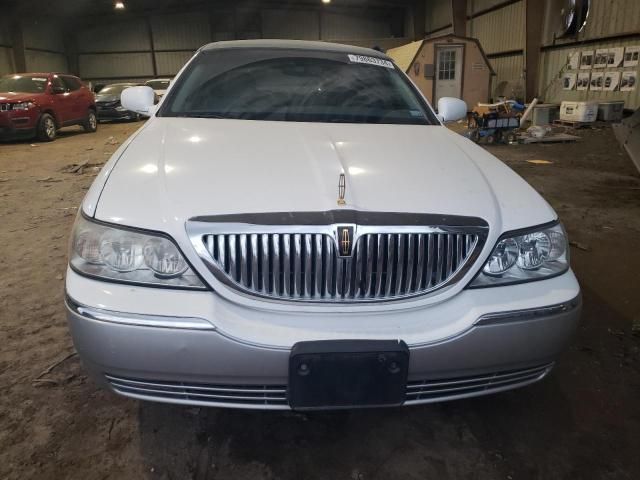 2007 Lincoln Town Car Signature