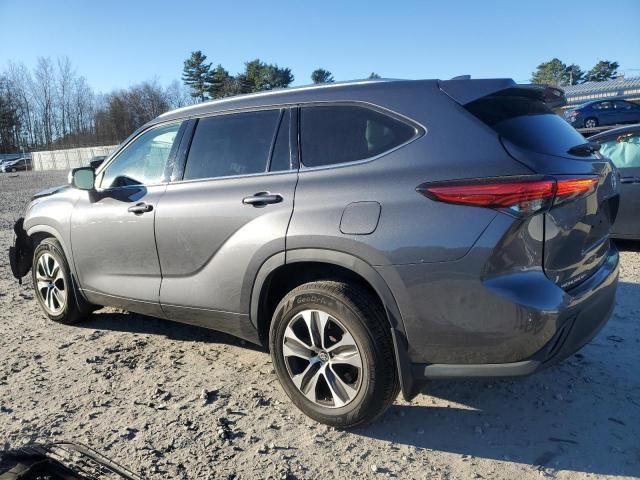 2021 Toyota Highlander XLE