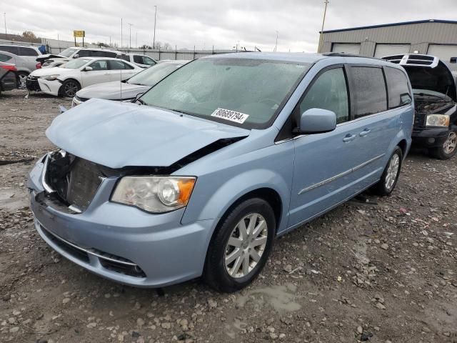 2013 Chrysler Town & Country Touring