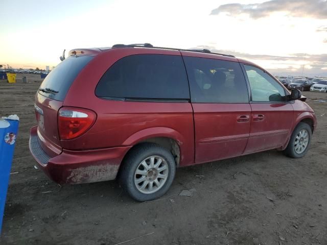 2003 Chrysler Town & Country LX