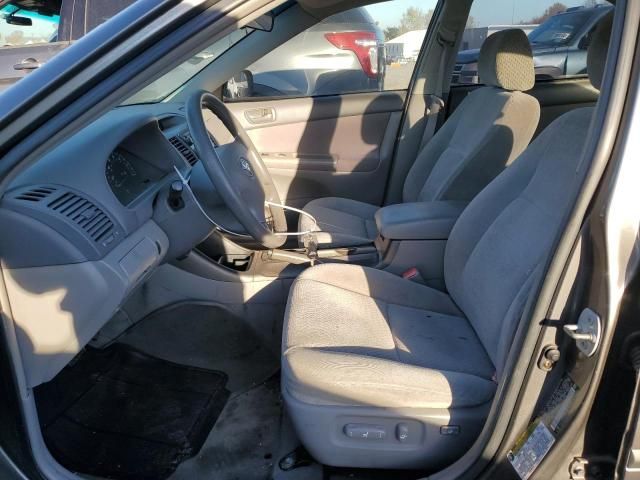 2004 Toyota Camry LE