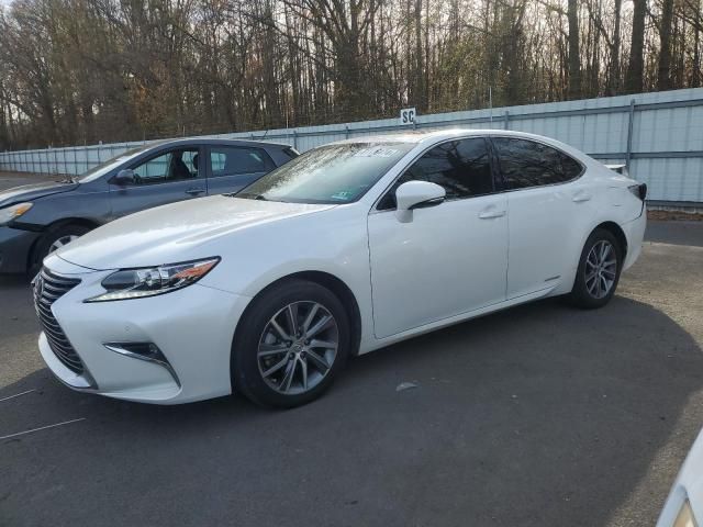 2016 Lexus ES 300H