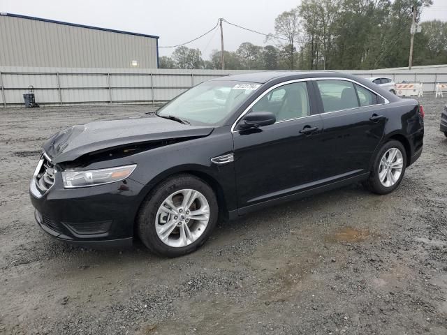 2018 Ford Taurus SE