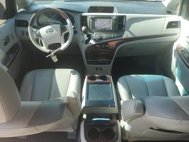 2011 Toyota Sienna XLE