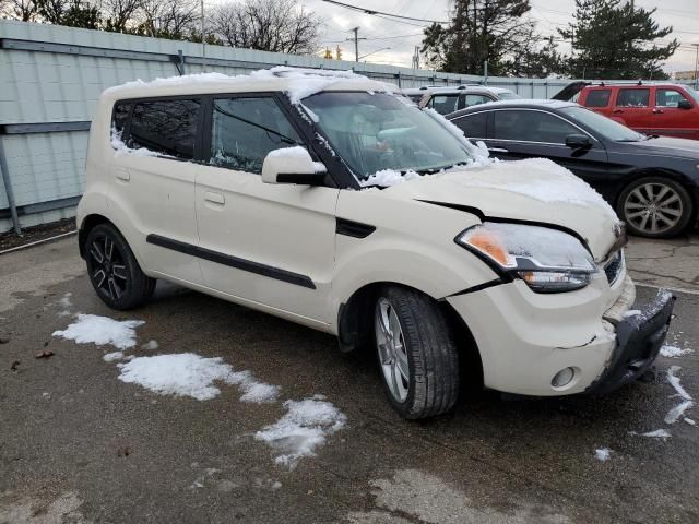 2010 KIA Soul +