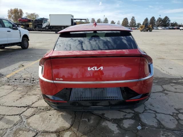 2023 KIA EV6 Light