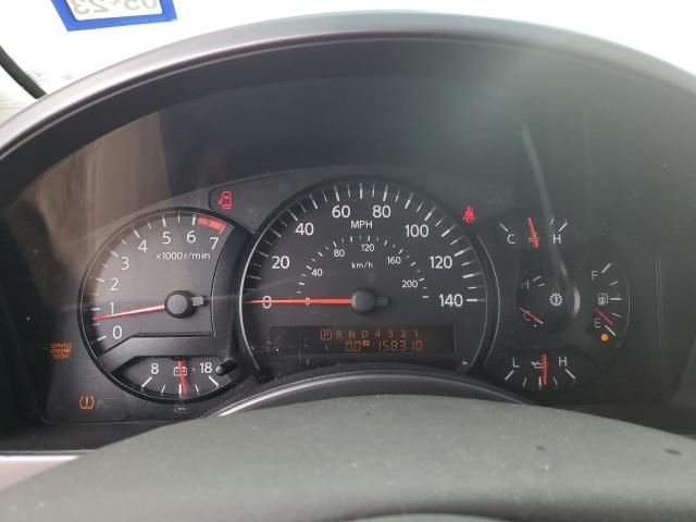 2004 Nissan Armada SE