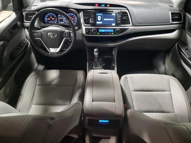 2018 Toyota Highlander LE