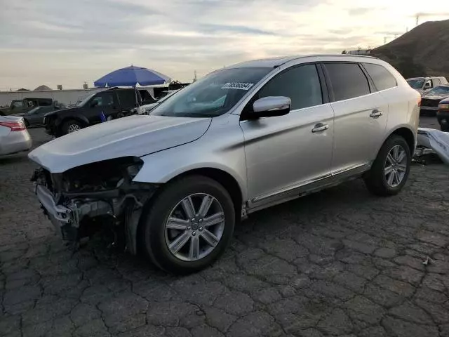 2016 Volvo XC60 T6 Premier