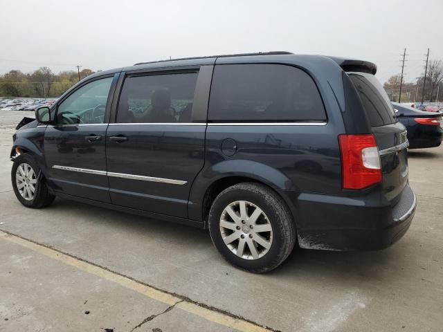 2013 Chrysler Town & Country Touring