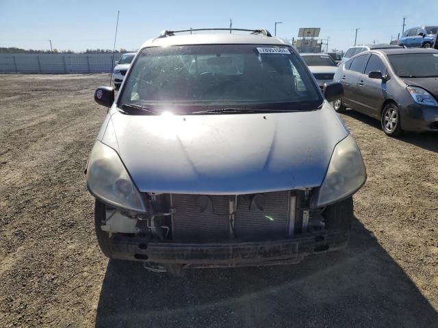 2007 Toyota Sienna CE