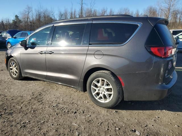 2020 Chrysler Voyager LXI