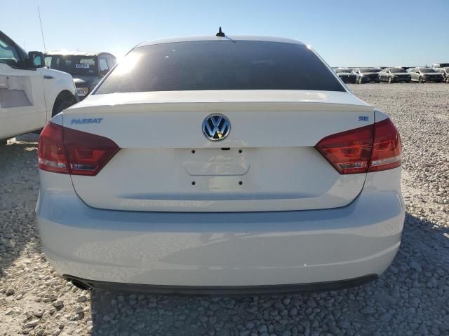 2014 Volkswagen Passat SE