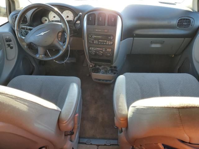 2006 Chrysler Town & Country Touring