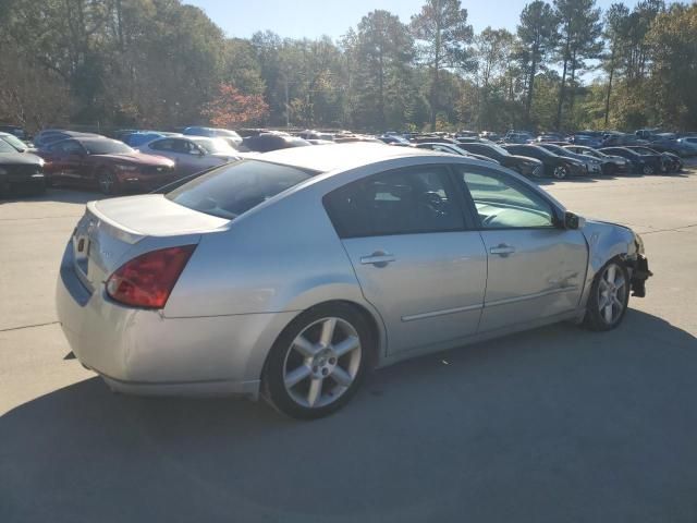 2005 Nissan Maxima SE