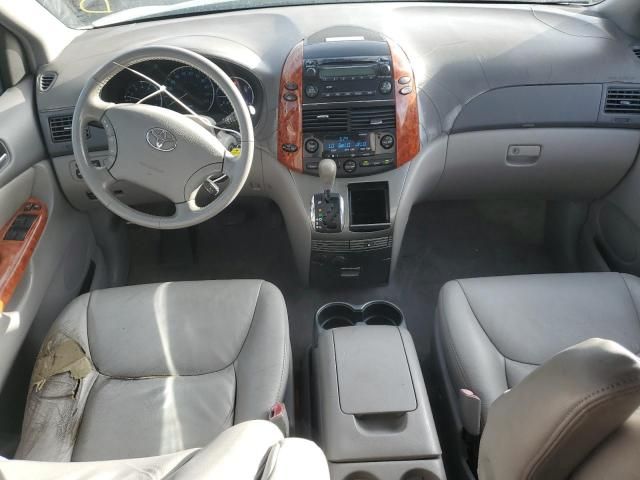 2006 Toyota Sienna XLE