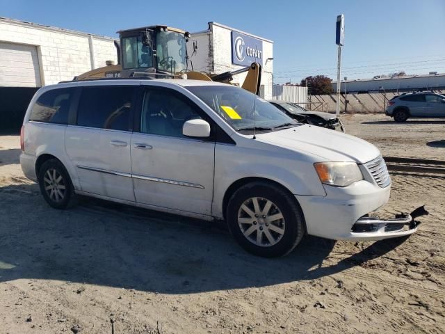 2014 Chrysler Town & Country Touring